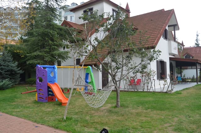 Pera Kampüs Özel Eğitim ve Rehabilitasyon Merkezi