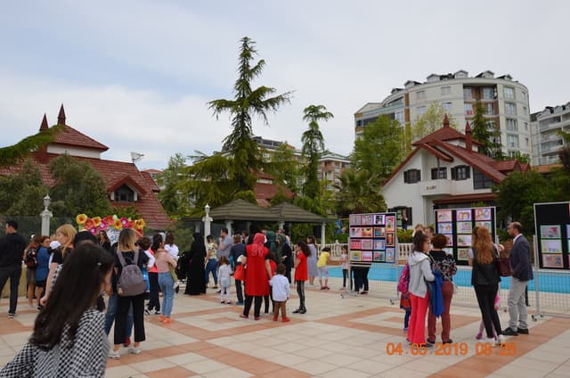 Pera Kampüs Özel Eğitim ve Rehabilitasyon Merkezi